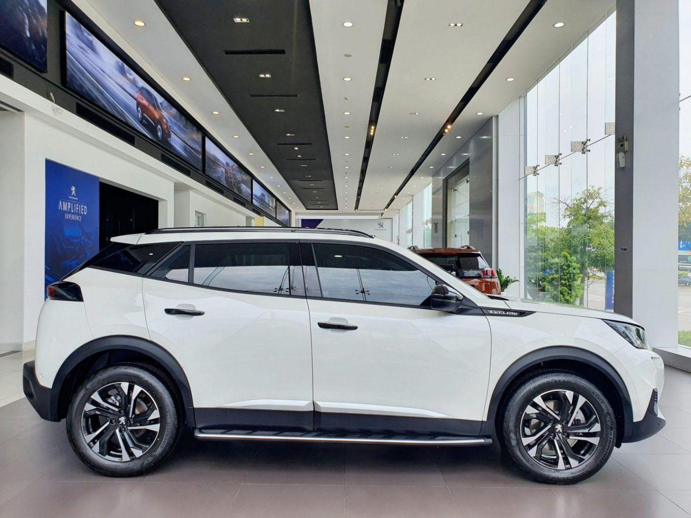 peugeot 2008 trắng