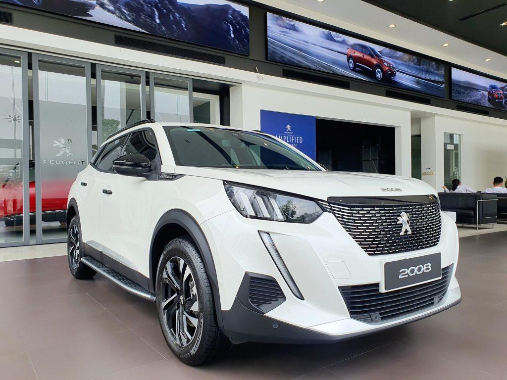 peugeot 2008 trắng