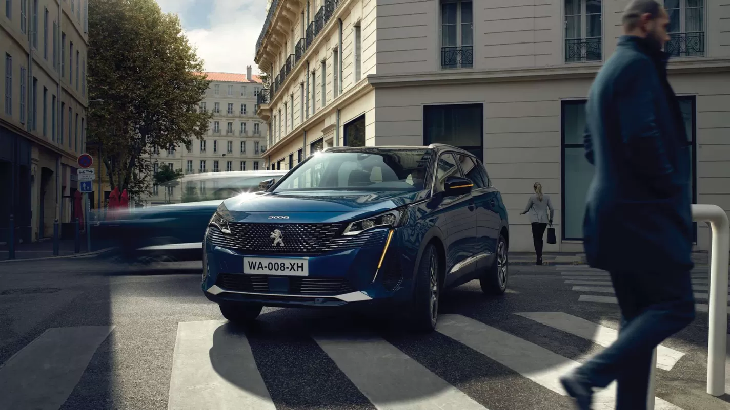 New Peugeot 5008 SUV 2021