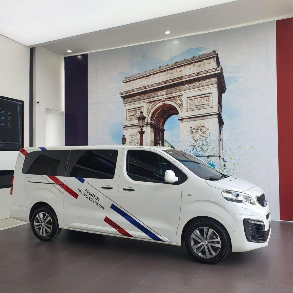 Peugeot Traveller Trắng