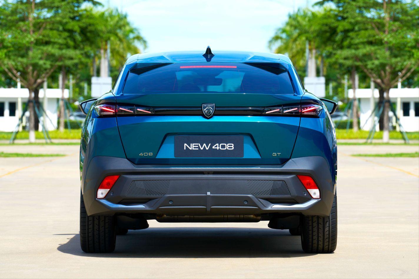 Peugeot-408-mau-xanh (1)