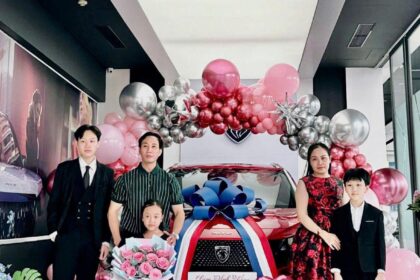 Lễ Bàn Giao Xe Peugeot