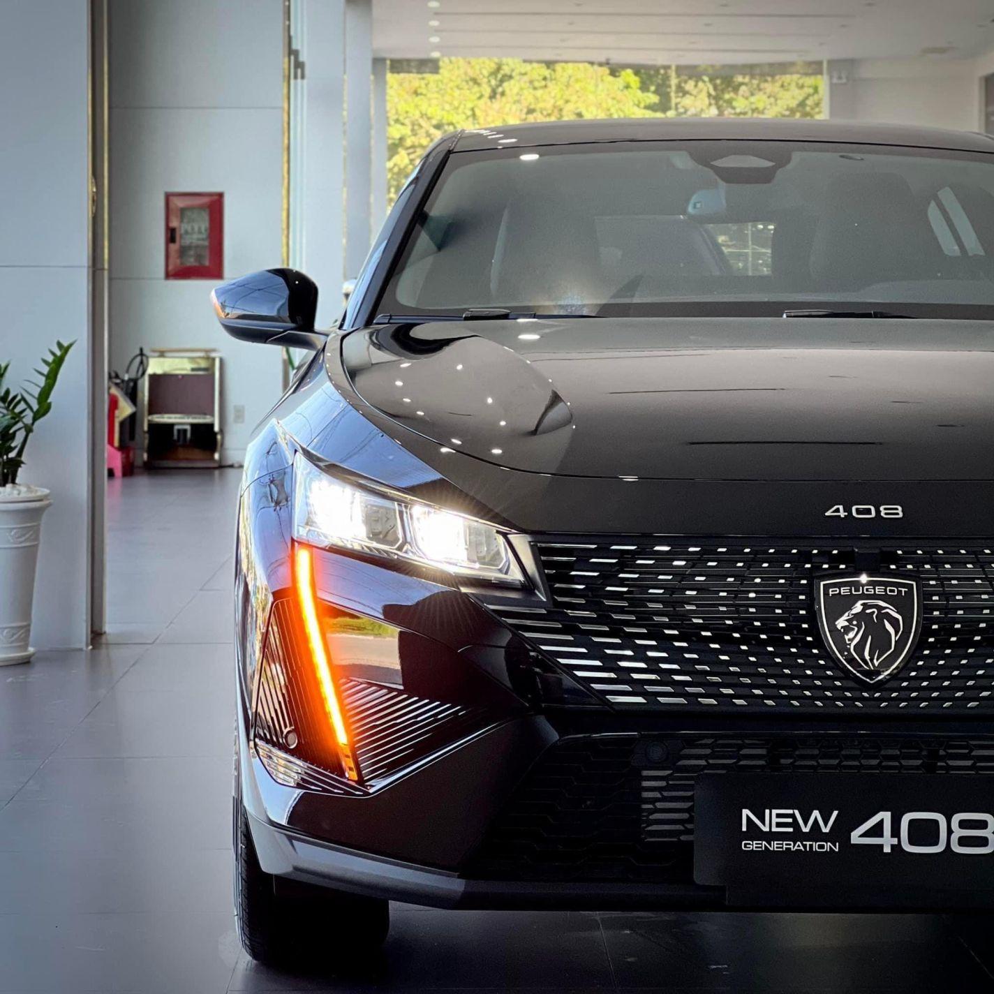 Peugeot-408-mau-den (10)