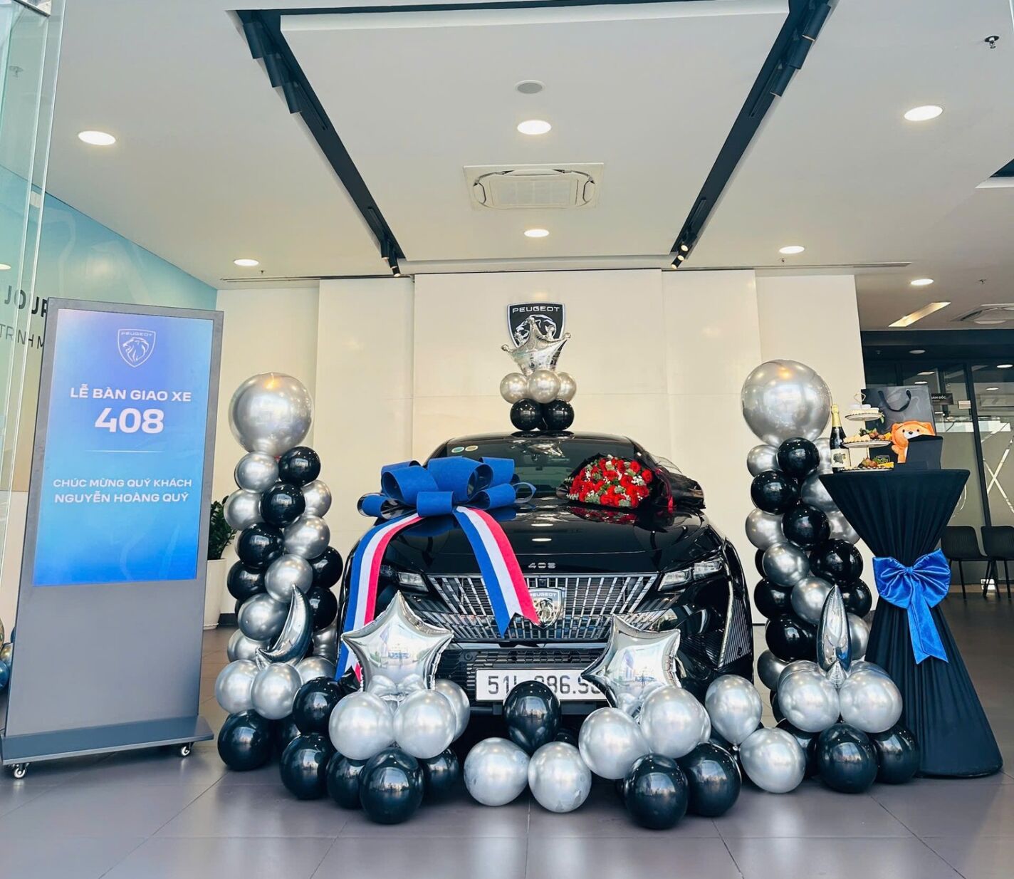 PEUGEOT HỒ CHÍ MINH CHÚC MỪNG CHỦ NHÂN MỚI CỦA PEUGEOT 408